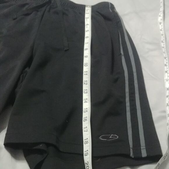 Men's Shorts - Picture 3 of 7